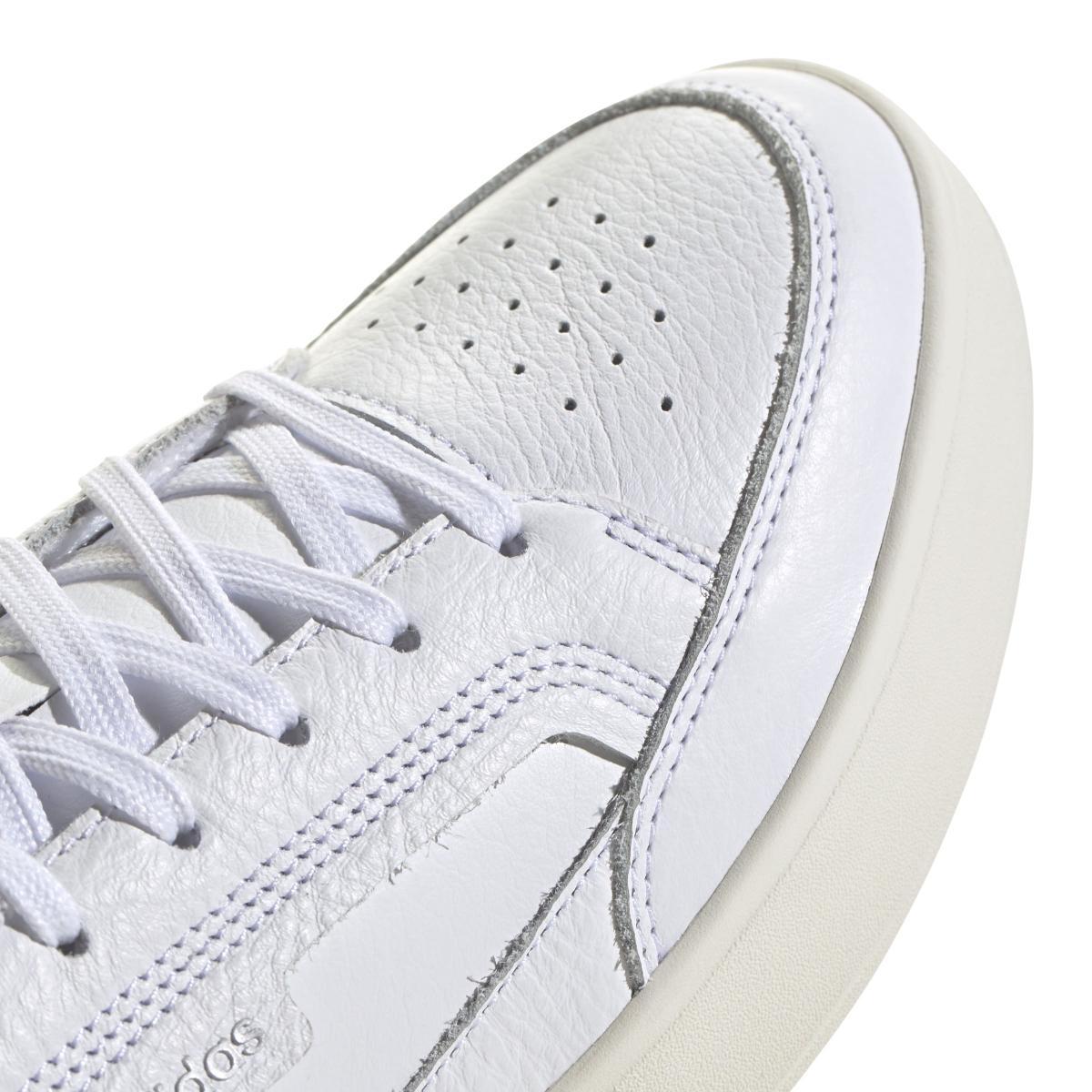 product/a/d/adidas_jp5594_9_footwear_photography_detail_view_2_white-nw091625.jpg