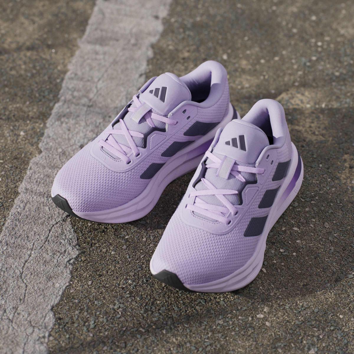 product/a/d/adidas_jq2609_18_footwear_photography_heromrktng_view_5-nw091625.jpg