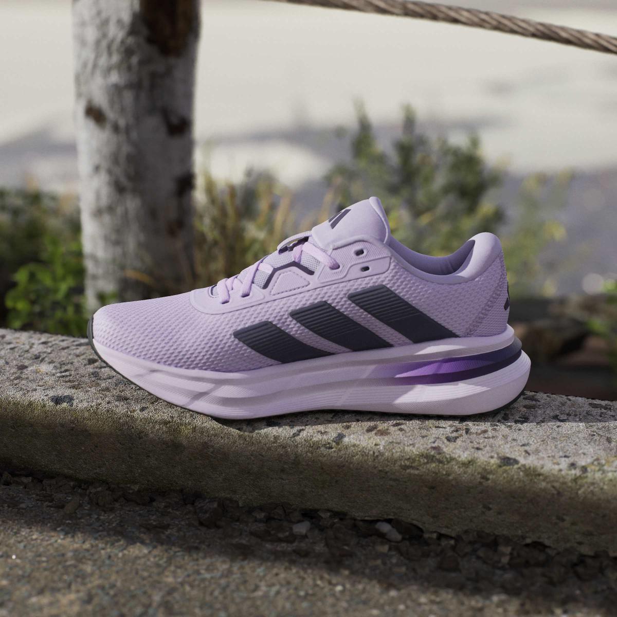 product/a/d/adidas_jq2609_20_footwear_photography_heromrktng_view_7-nw091625.jpg