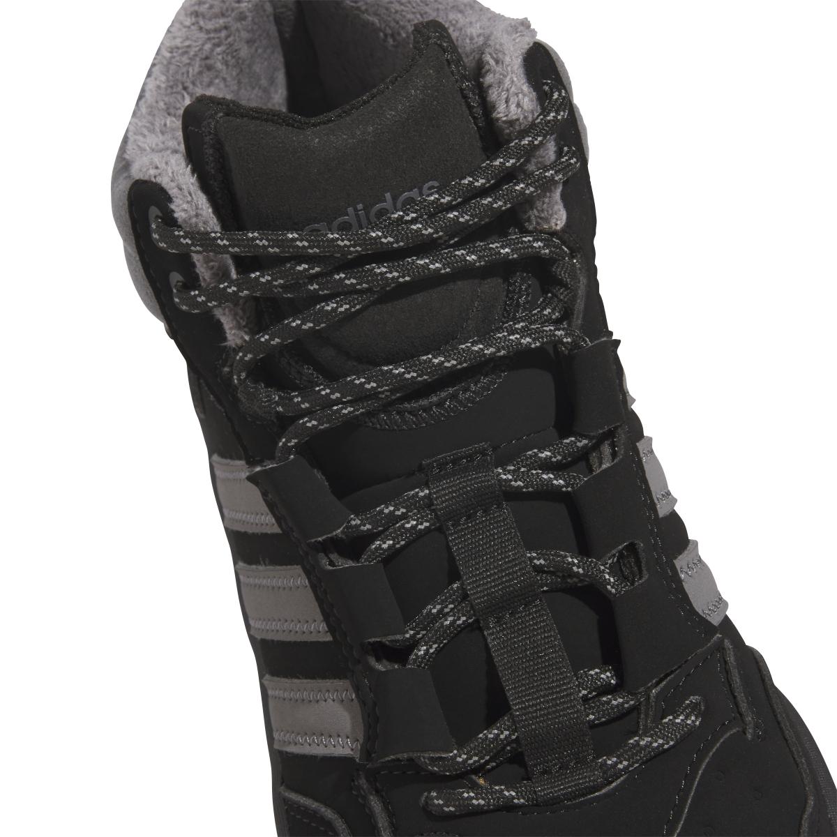 product/a/d/adidas_jq7903_8_footwear_photography_detail_view_1_white-nw091625.jpg