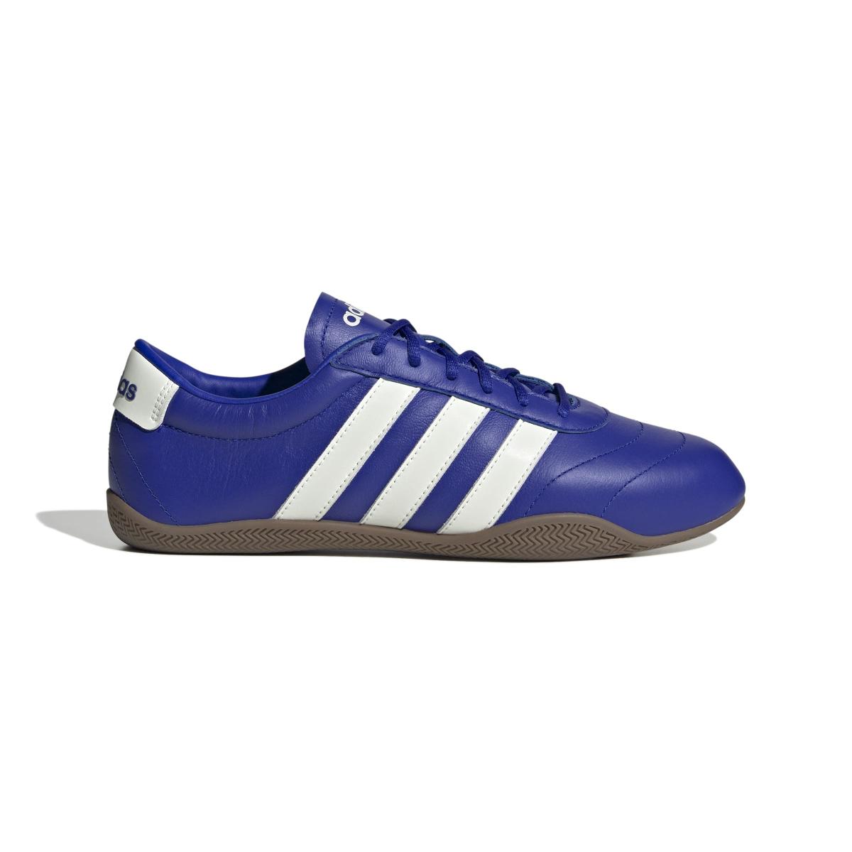 product/a/d/adidas_jq9692_1_footwear_photography_side_lateral_center_view_white-nw091625.jpg