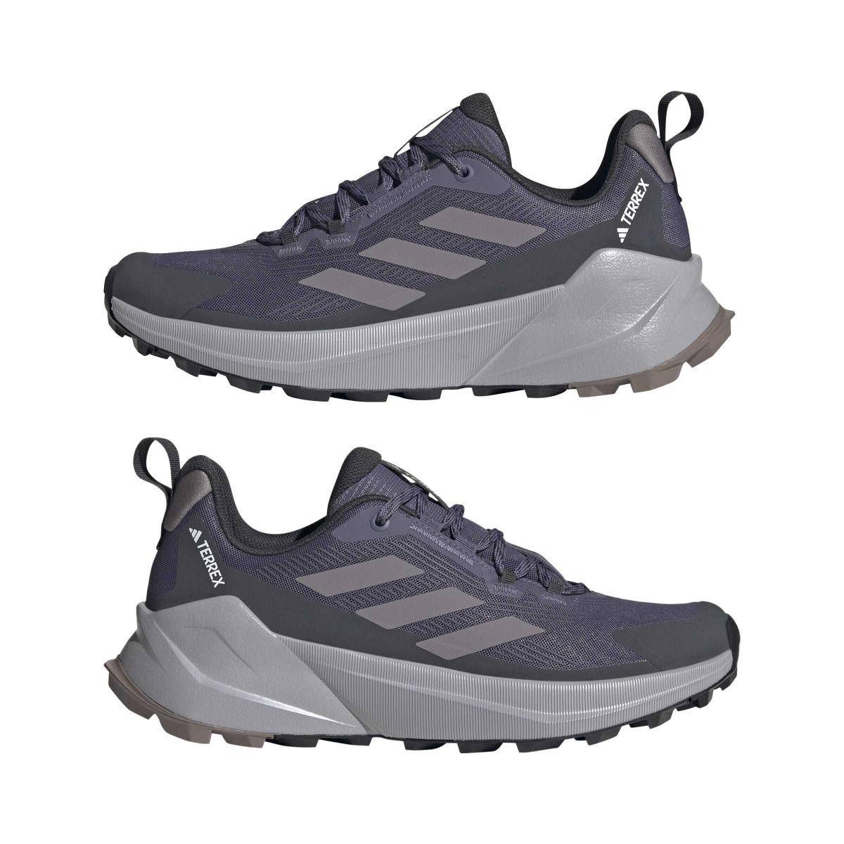 product/a/d/adidas_jq9922_10_footwear_photography_mirrored_pair_view_white-nw091625.jpg