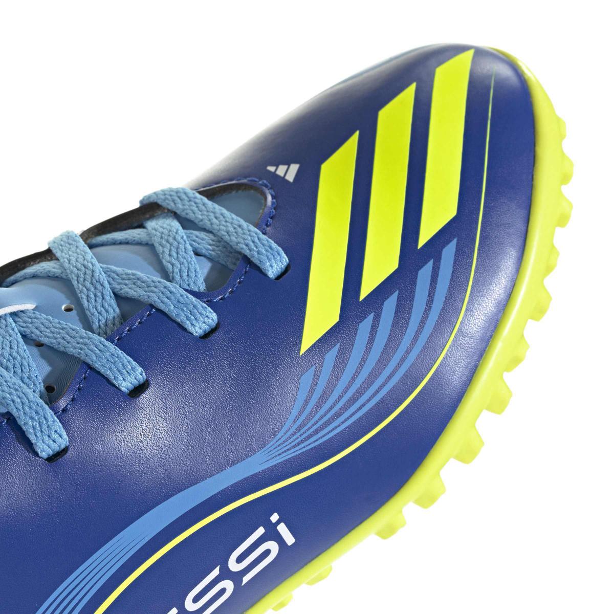 product/a/d/adidas_jr4427_8_footwear_photography_detail_view_2_white.jpg