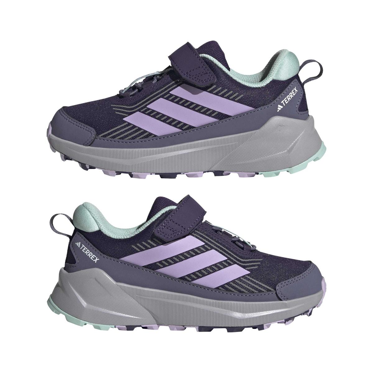 product/a/d/adidas_js0499_10_footwear_photography_mirrored_pair_view_white-nw091725.jpg
