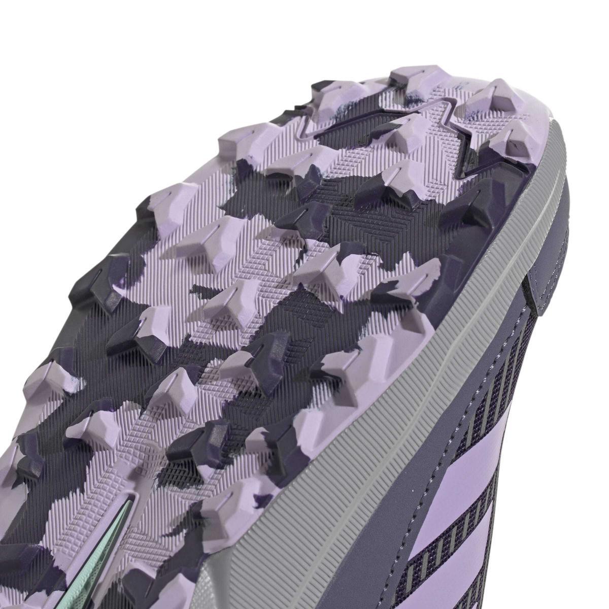 product/a/d/adidas_js0499_8_footwear_photography_detail_view_1_white-nw091725.jpg