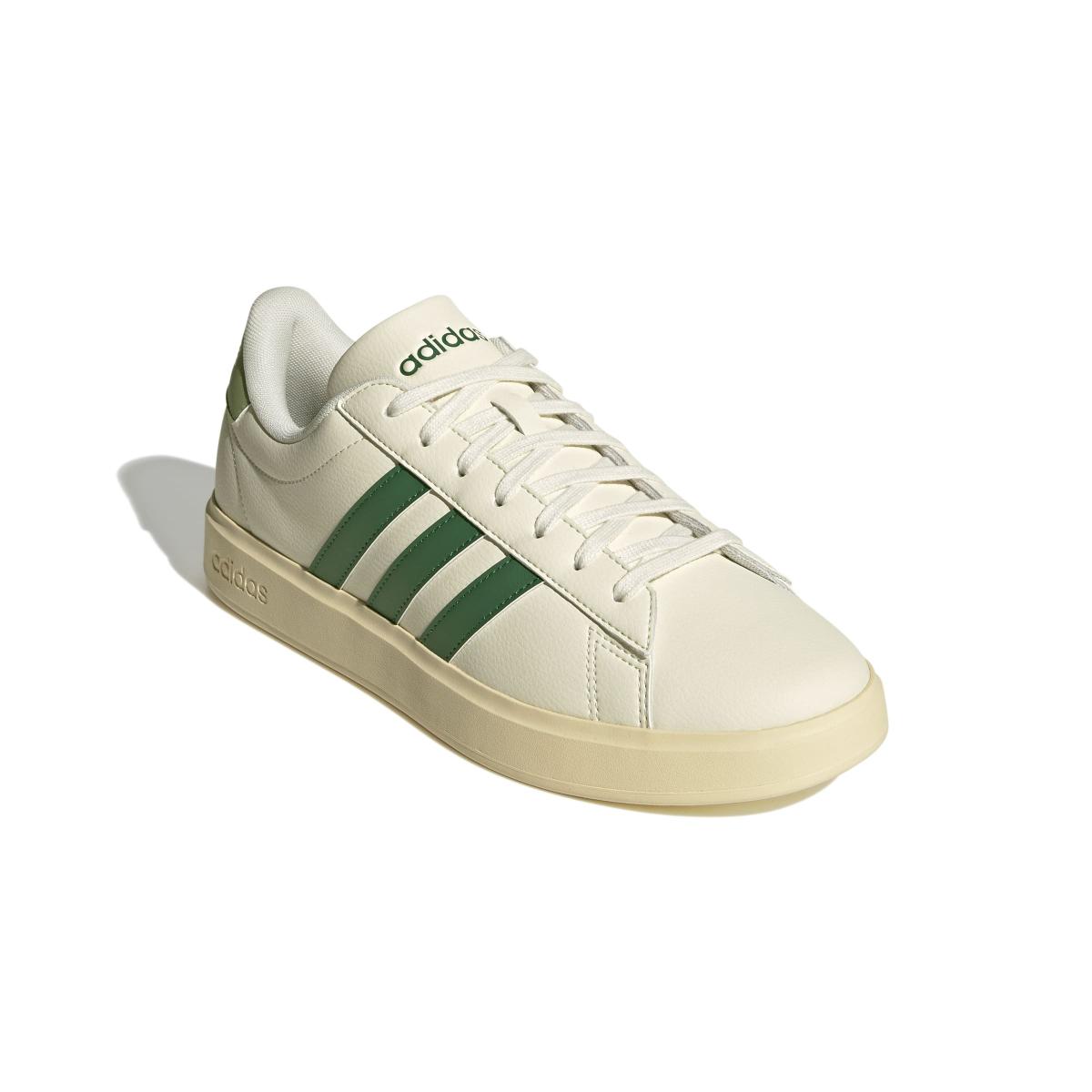 product/a/d/adidas_js1736_6_footwear_photography_front_lateral_top_view_white-nw091725.jpg