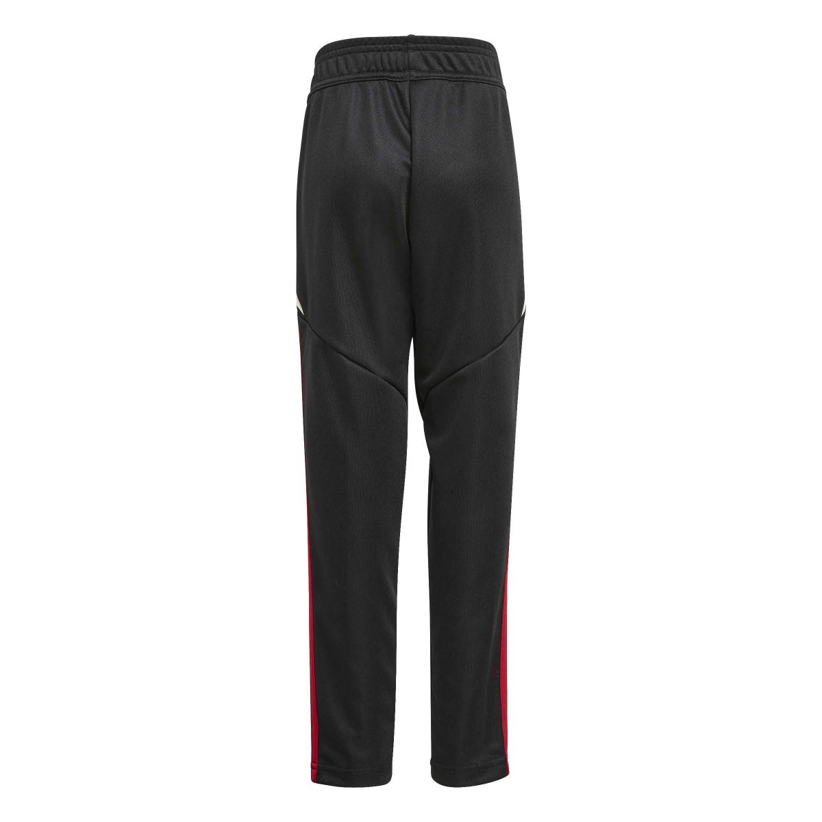 product/a/d/adidas_jv9022_5_apparel_photography_back_bottom_part_view_white.jpg