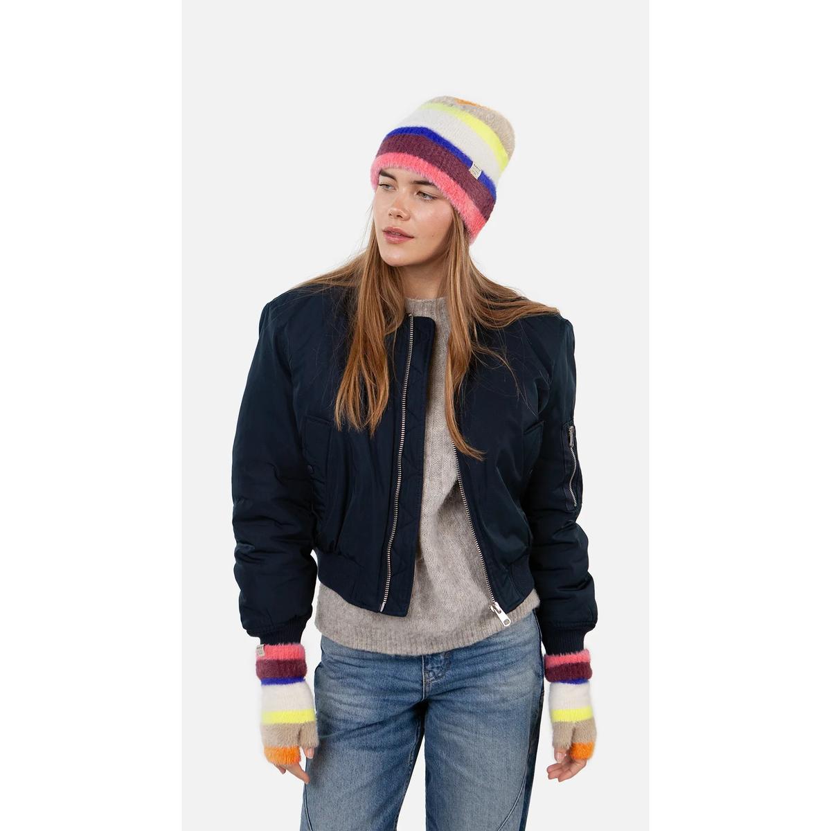 product/b/a/barts_6421-12_magenta_3.jpg