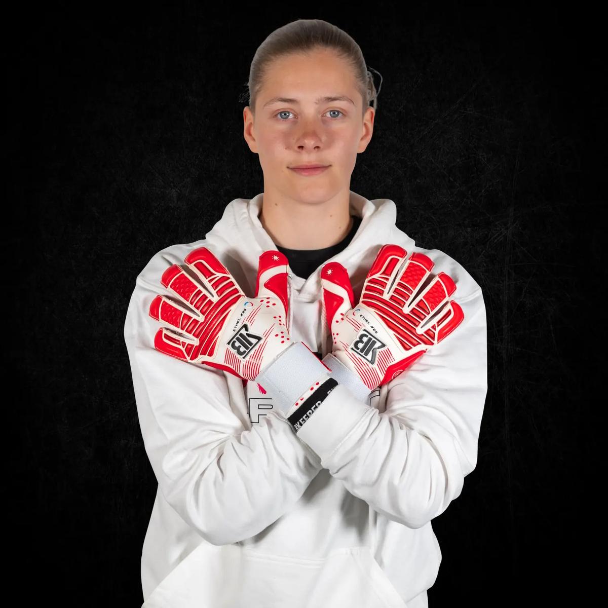 product/b/k/bkeeper_74679_red_2.jpg