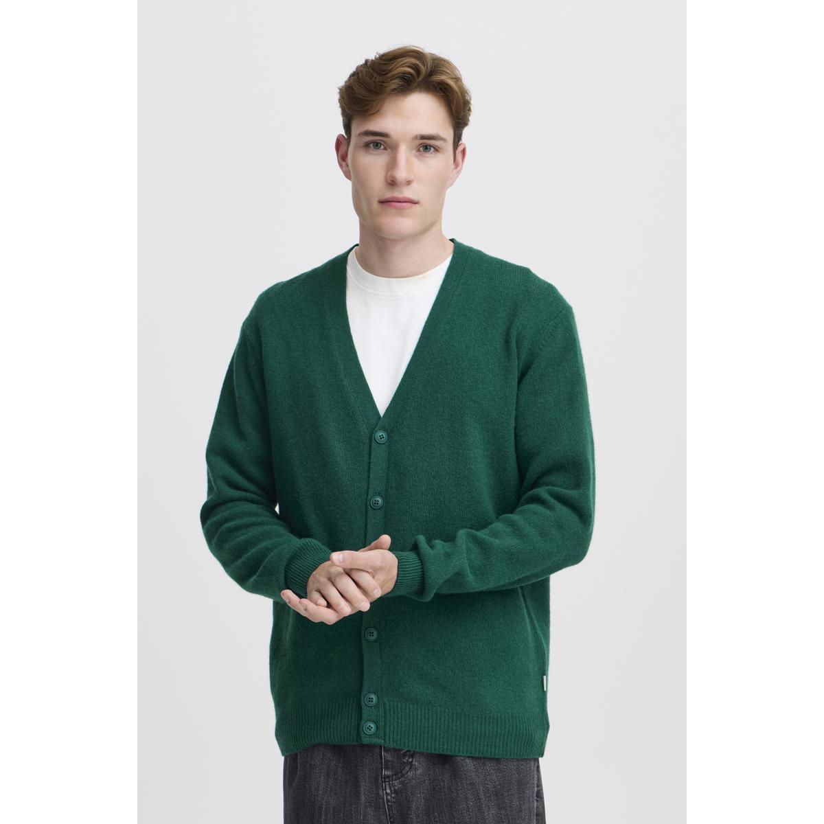 product/c/a/casual-friday_20504796-195230_5.jpg