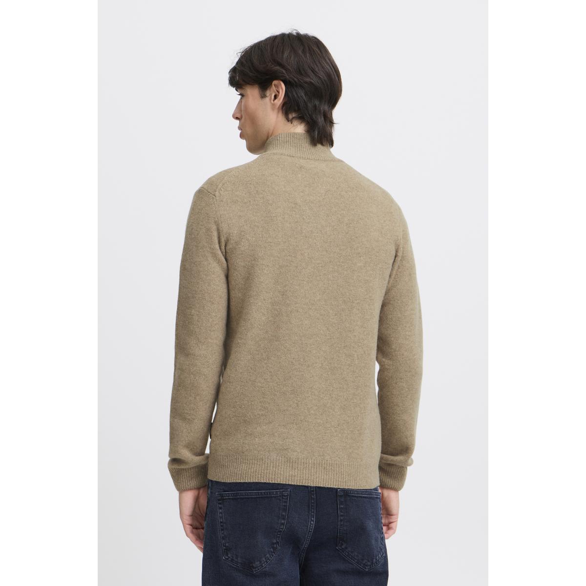 product/c/a/casual-friday_20505249-171312_8.jpg
