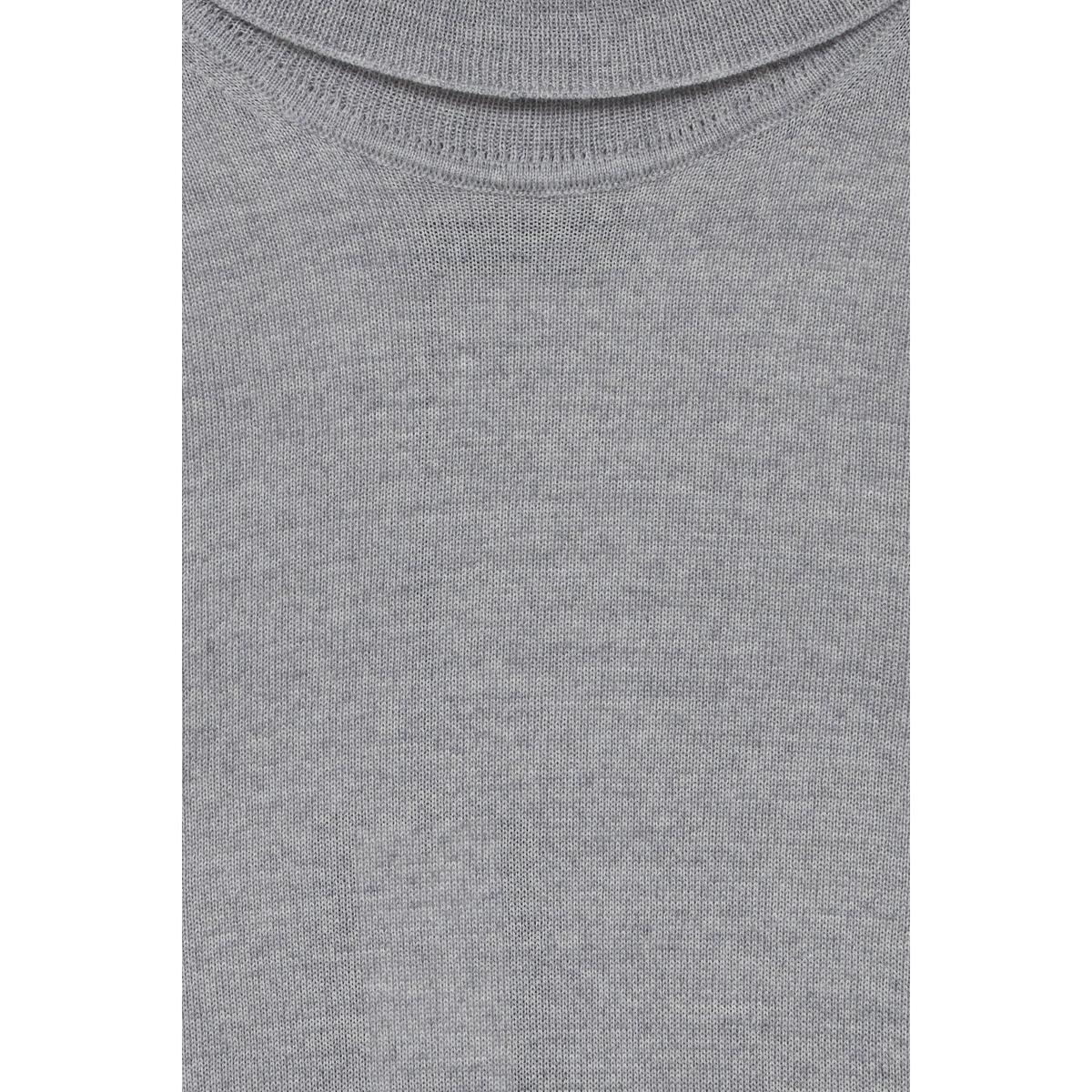 product/c/a/casual-friday_501483-50813_2.jpg