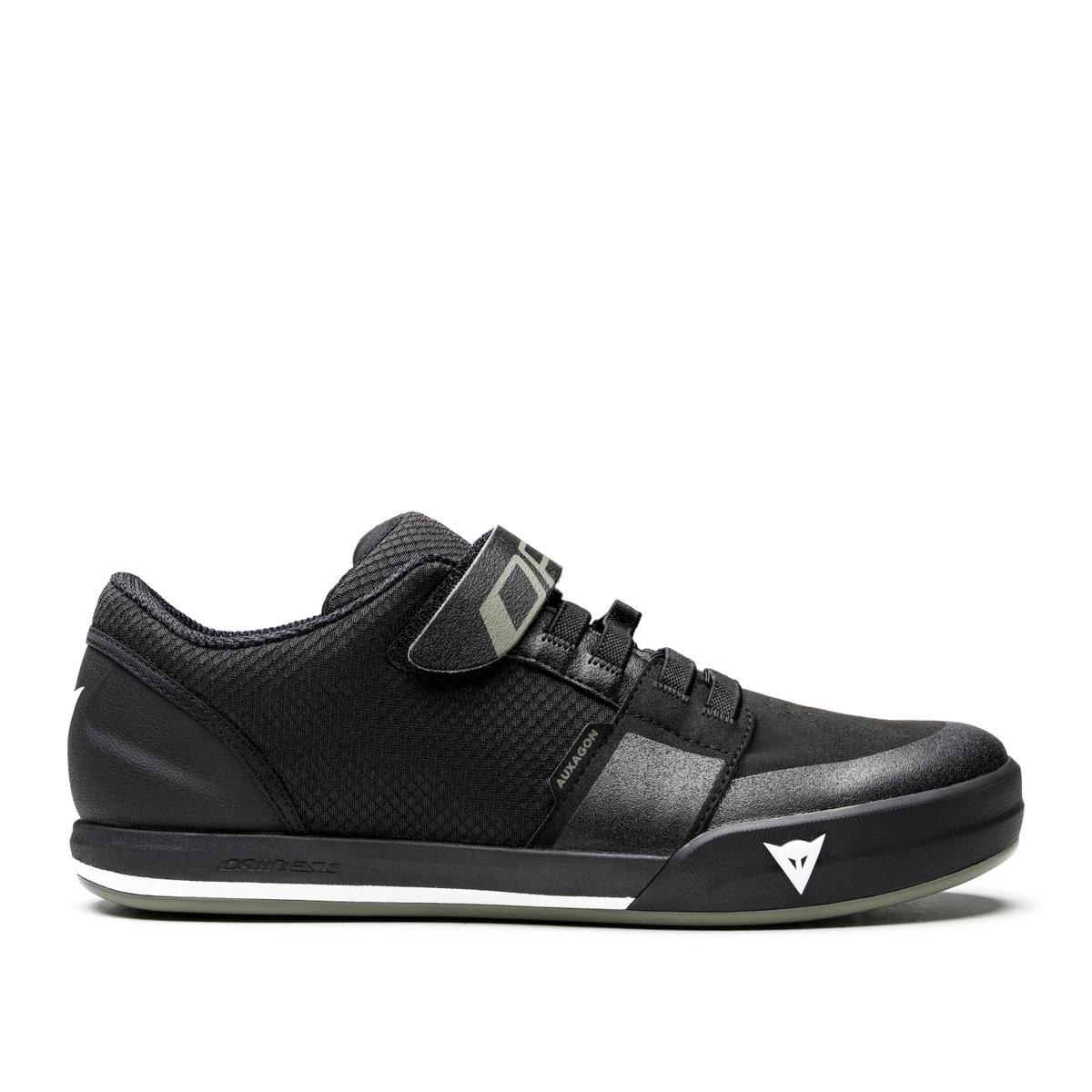 product/d/a/dainese_2037700003-631_black-black_1.jpg