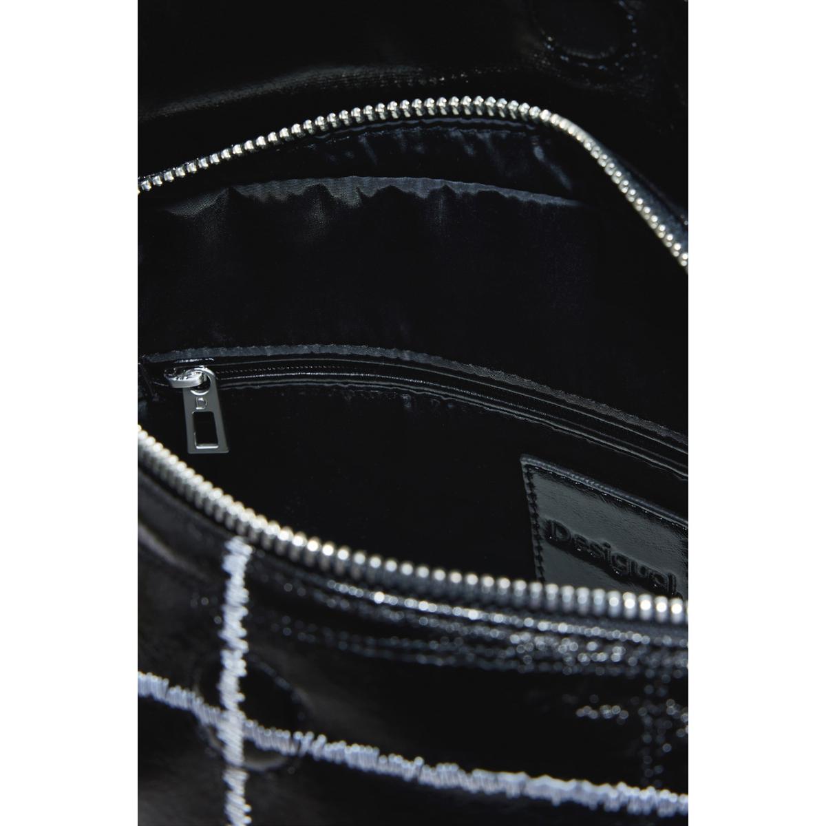 product/d/e/desigual_25waka07-2000_black_1.jpg