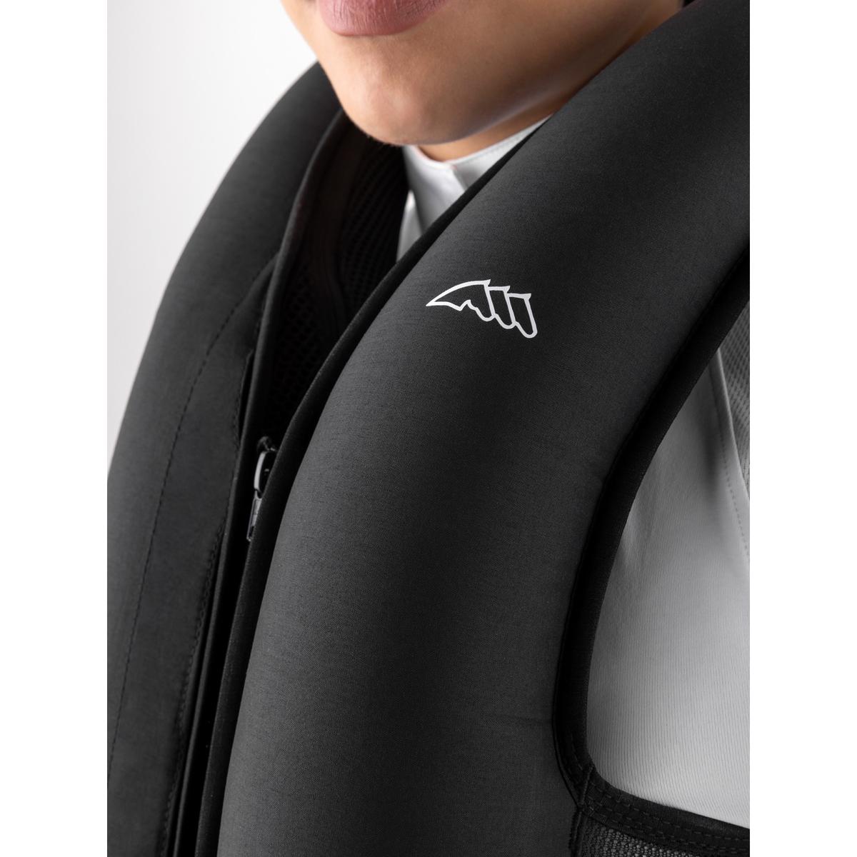product/e/q/equiline_ec018pq11107-006_noir_8.jpg