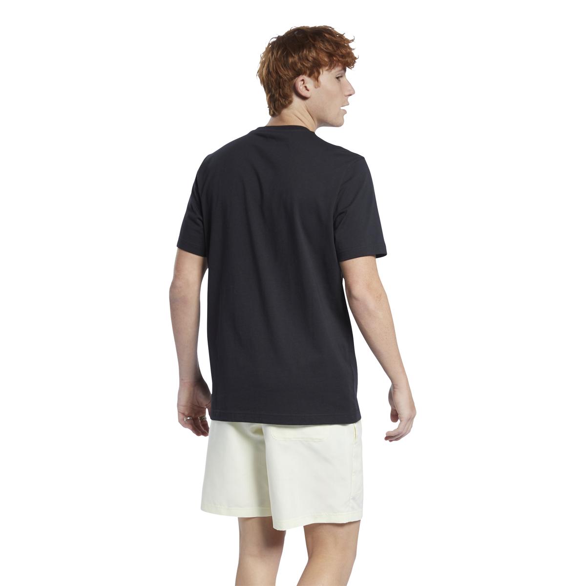 product/g/n/gn3671_app_on-model_back_white.jpg