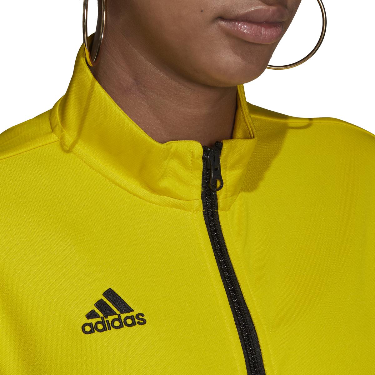 product/h/i/hi2137_app_on-model_detail-1_white_1645111188.jpg