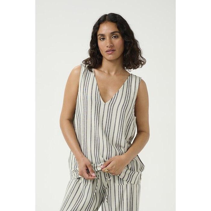 product/k/a/kaffe_10508426-107124_moonstruck-black-stripe_6.jpg