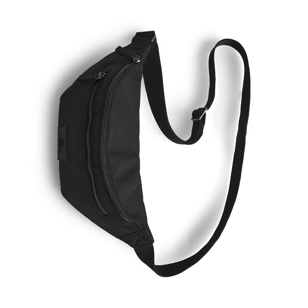 product/m/a/markberg_4846rpv-100_black_3.jpg