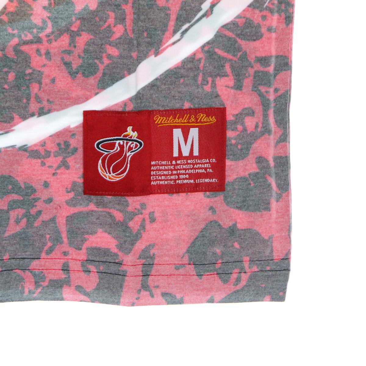 product/m/i/mitchell-ness_ssteaj19069-mhescar_red_3.jpg