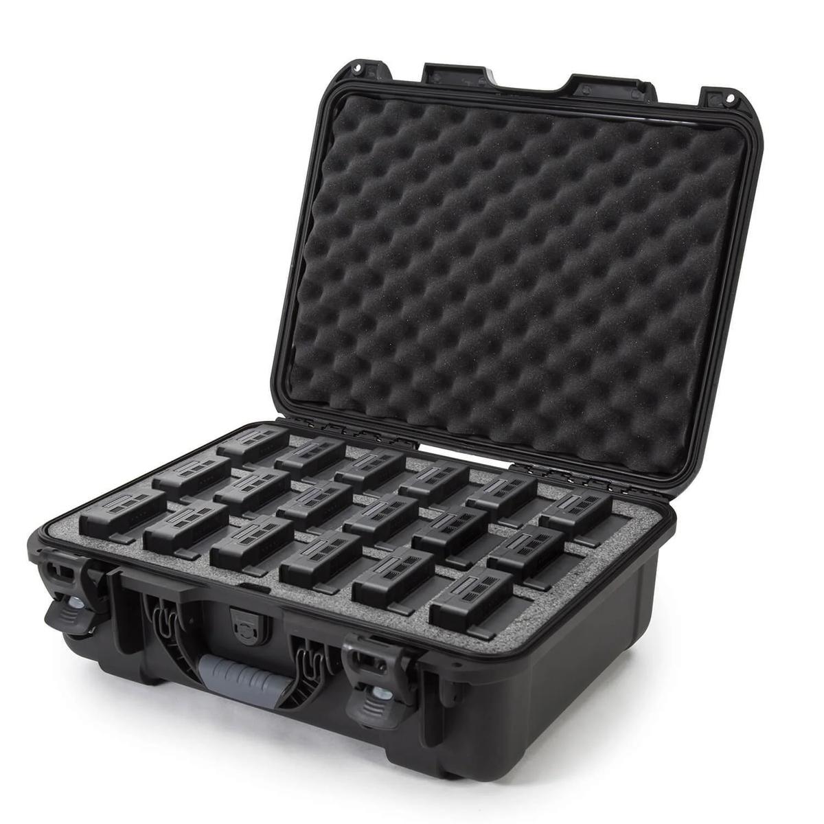 product/n/a/nanuk_930-foam_m-200-batteries_noir_1.jpg