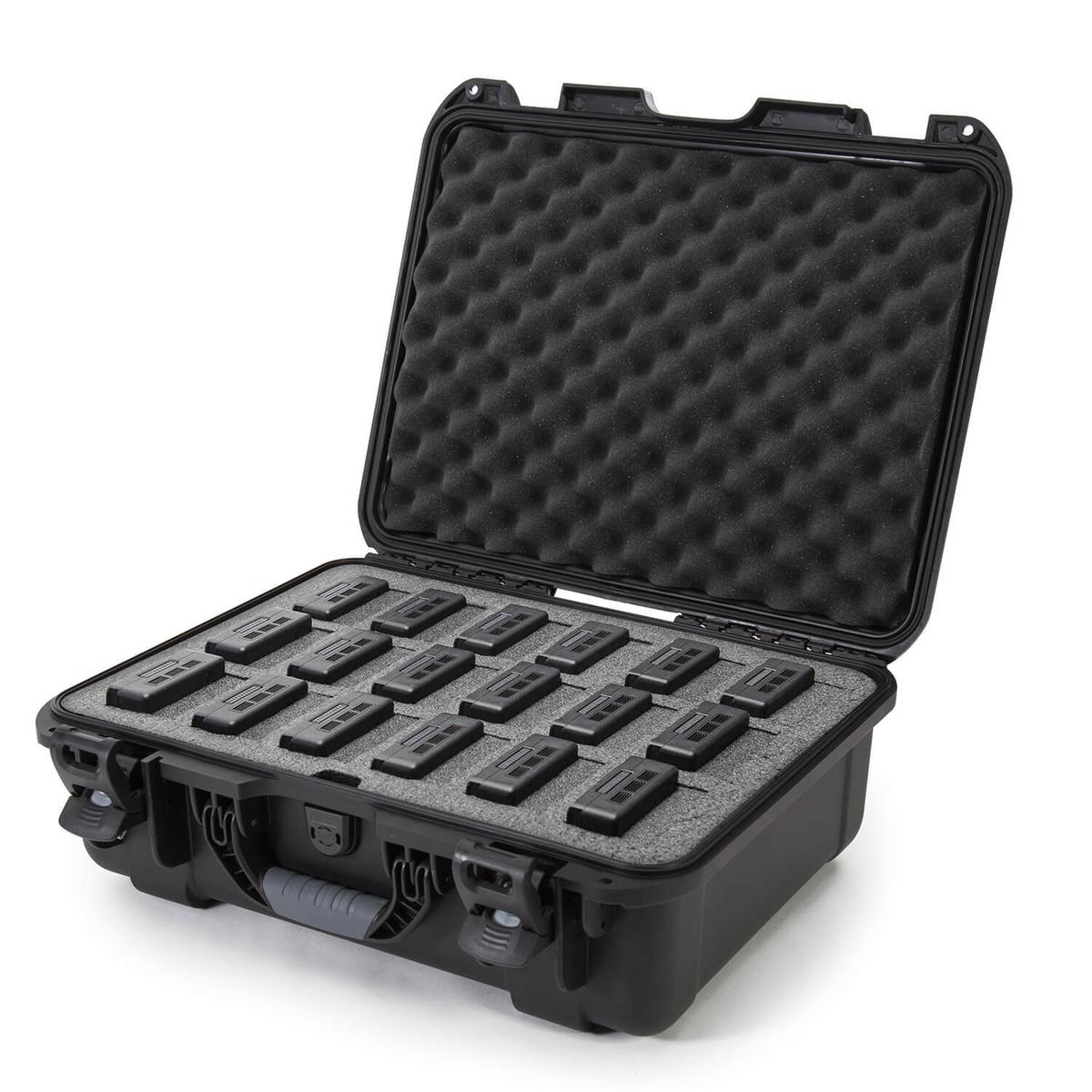 product/n/a/nanuk_930-foam_m-200-batteries_noir_2.jpg