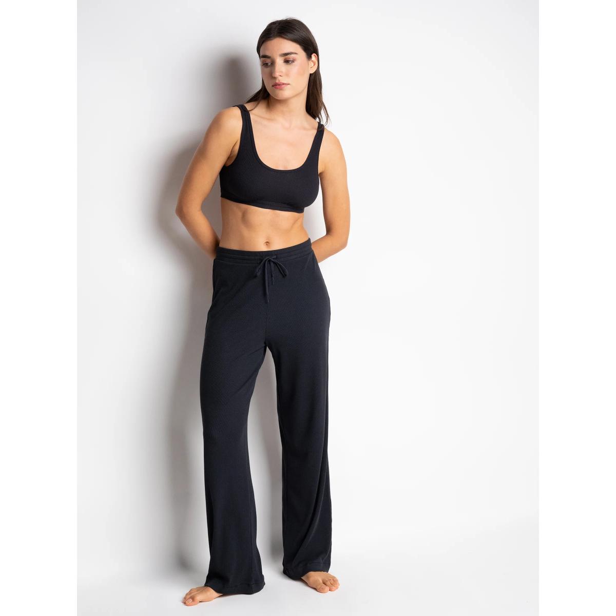 product/p/a/passionata_th13-0007_black_3.jpg