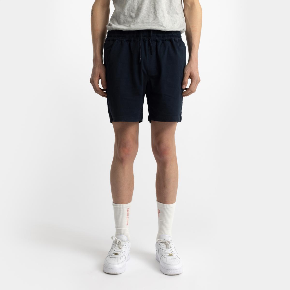 product/r/e/revolution_4038-navy_3.jpg