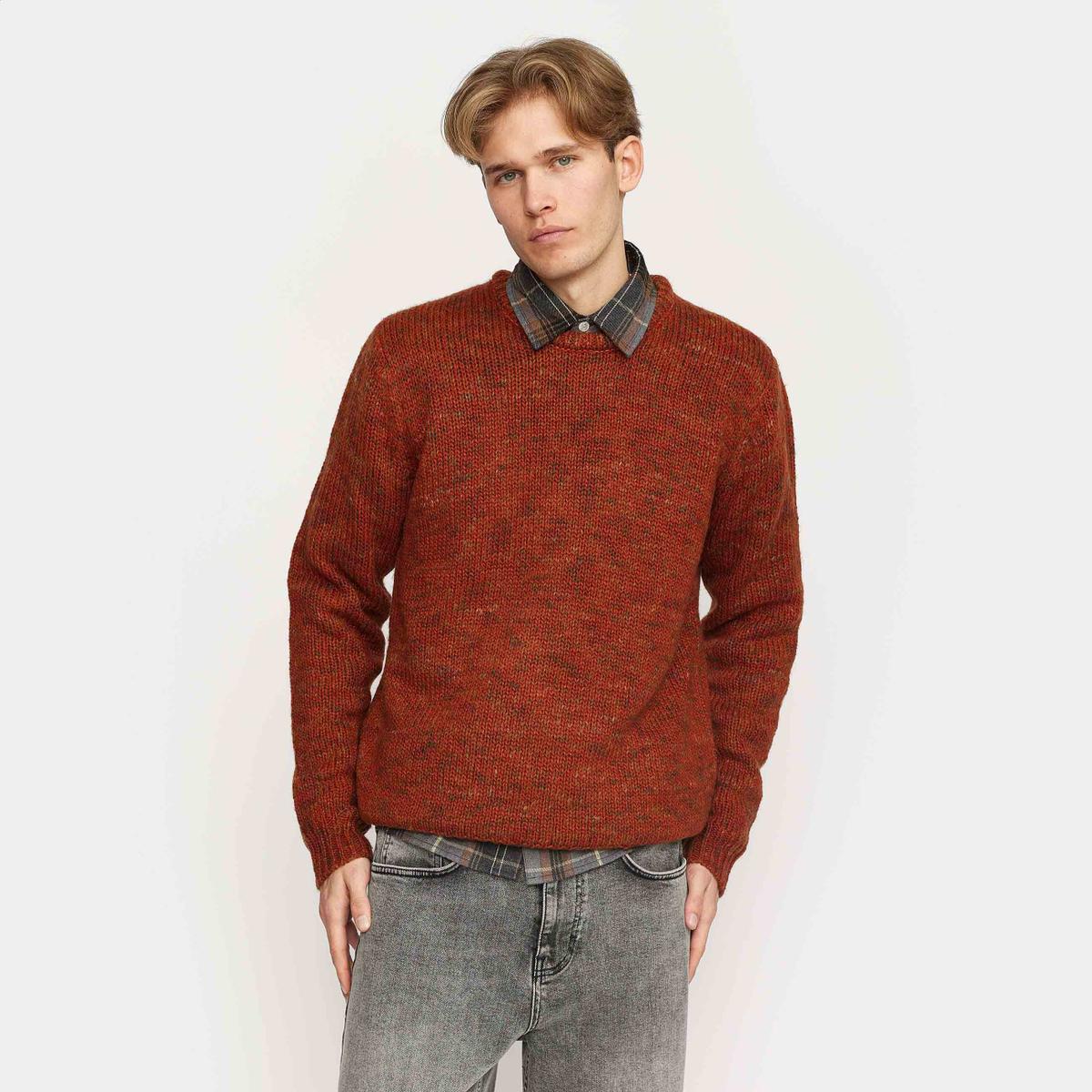 product/r/e/revolution_6528-darkred_darkred_3.jpg