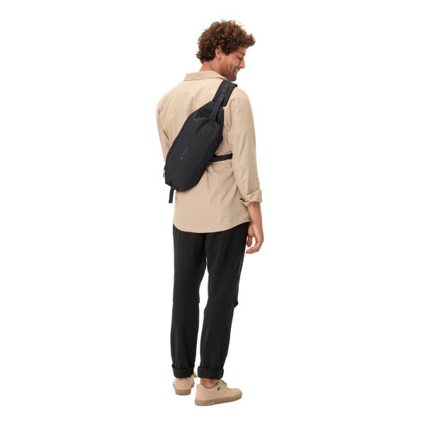 product/v/a/vaude_45518-010-0000_black_2.jpg
