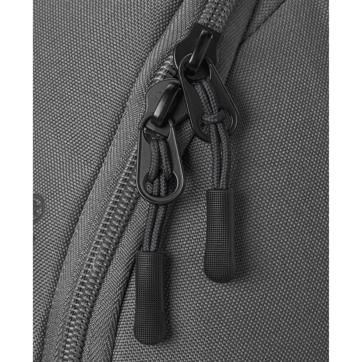 product/w/i/wilson_wr8904101_4_tour_pro_staff_padel_backpack_gy_bl.jpg