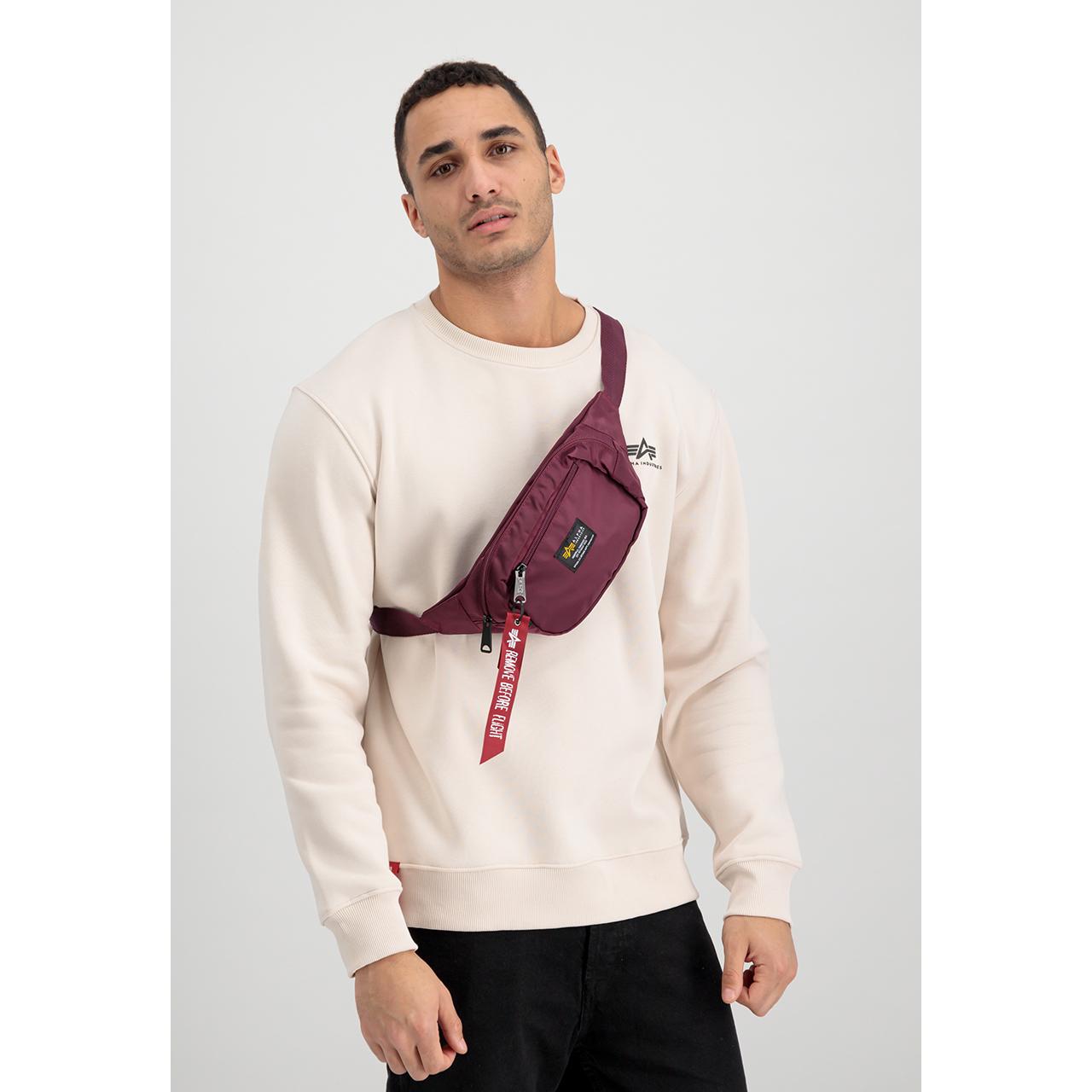 product/1/9/196923-184-alpha-industries-crew-waist-bag-001.jpg