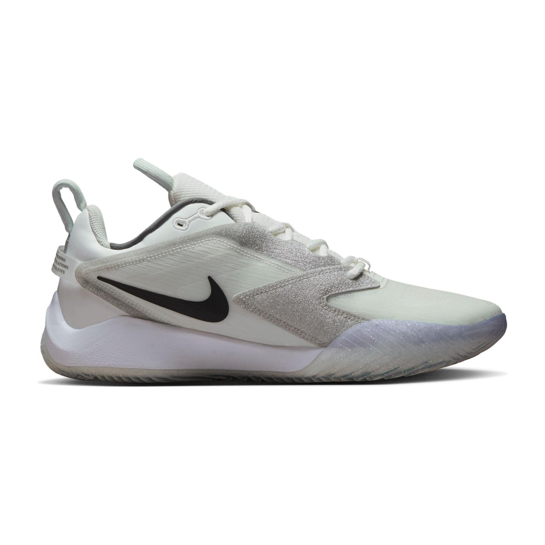 product/2/0/2025_08_nike_hf3239-101_00.jpg