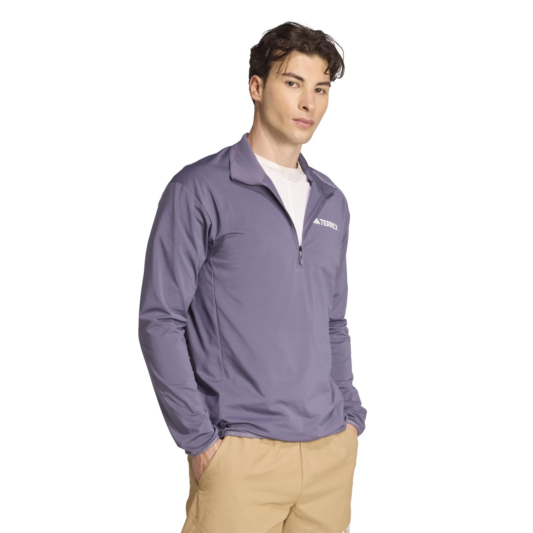 product/2/0/2025_adidas_jd3945_4_apparel_on_model_walking_view_white.jpg