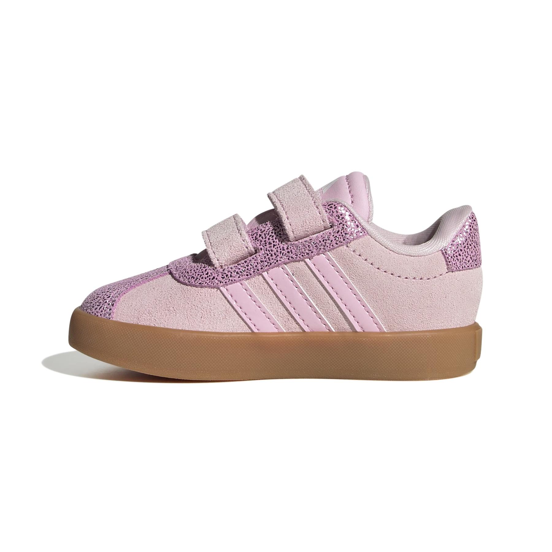 product/2/0/2025_adidas_jp7851_5_footwear_photography_side_medial_center_view_white.jpg
