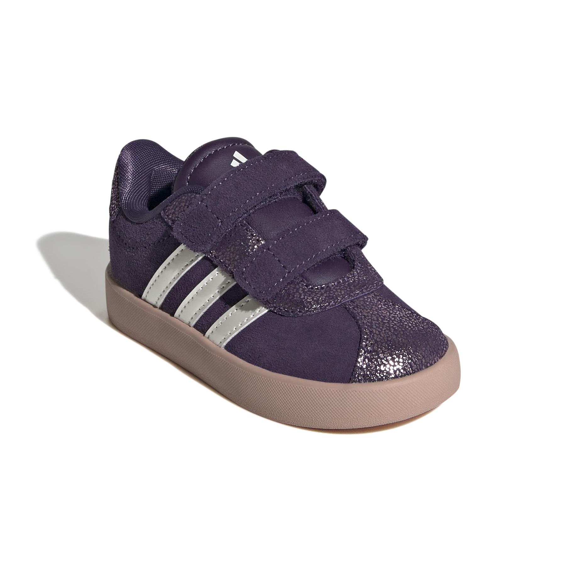 product/2/0/2025_adidas_jp7852_6_footwear_photography_front_lateral_top_view_white.jpg