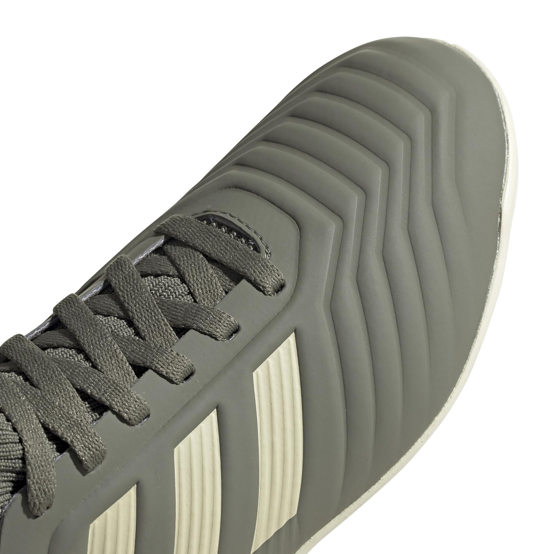 product/a/d/adidas_ef8219_10_footwear_photography_detail_view_3_white_000.jpg