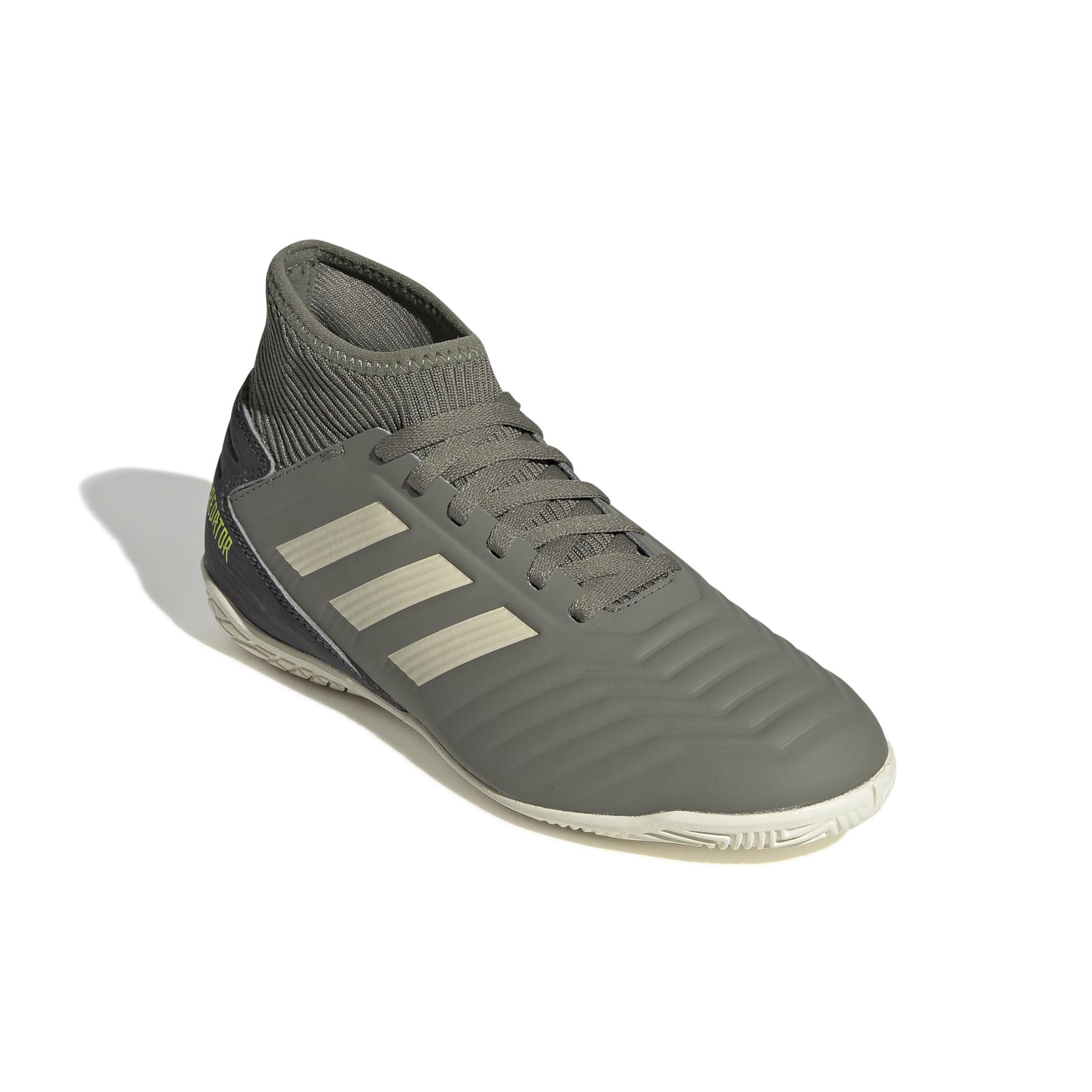 product/a/d/adidas_ef8219_6_footwear_photography_front_lateral_top_view_white_000.jpg
