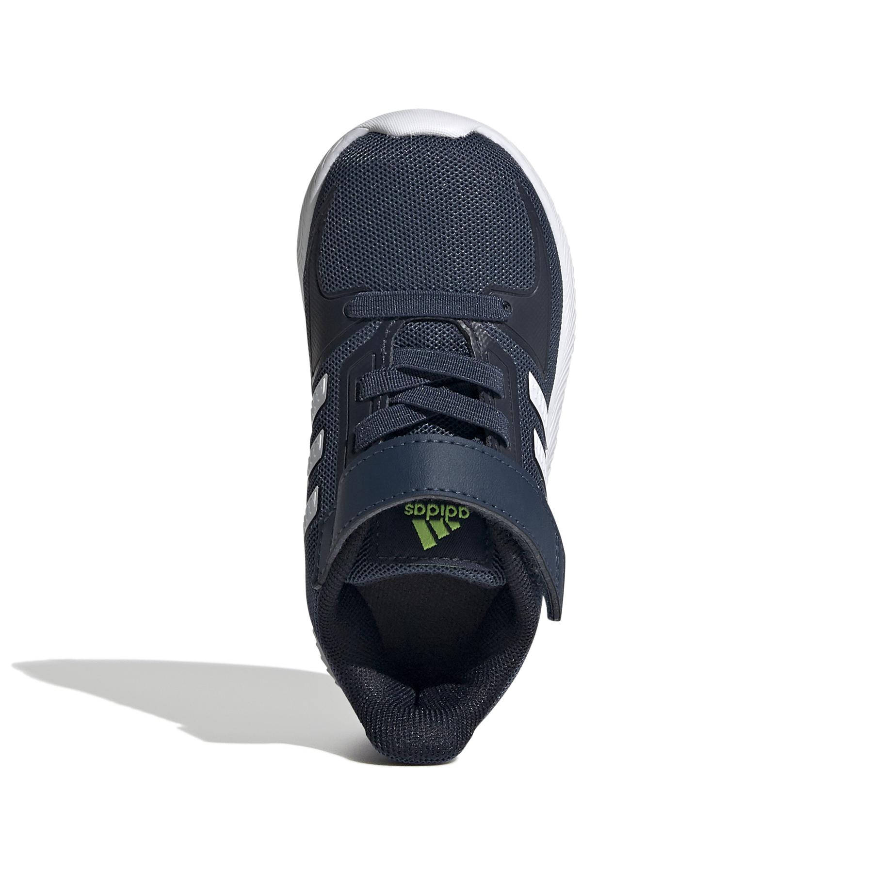 product/a/d/adidas_fz0096_3_footwear_photography_top_portrait_view_white_000.jpg
