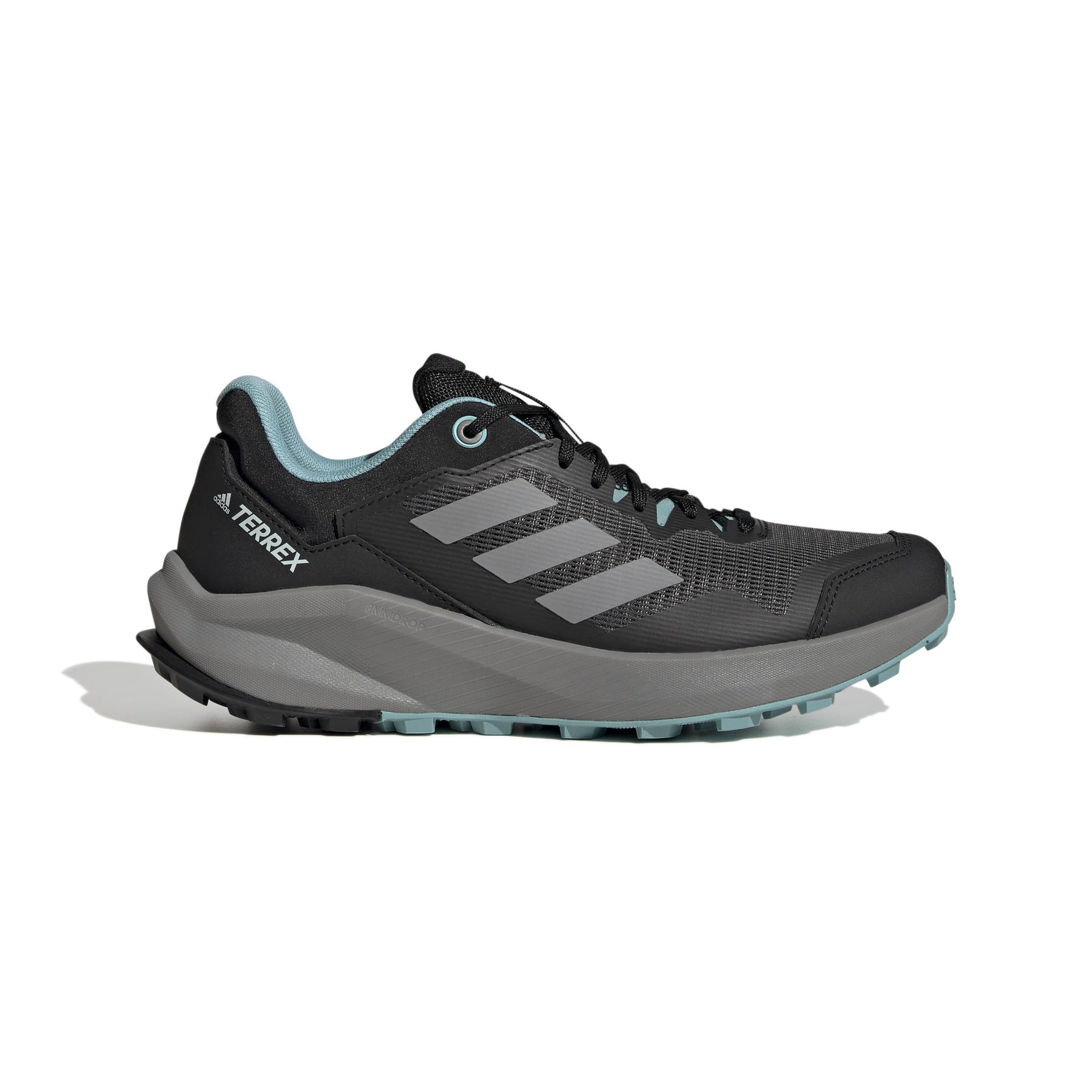 product/a/d/adidas_gw5557_1_footwear_photography_side_lateral_center_view_white_000.jpg