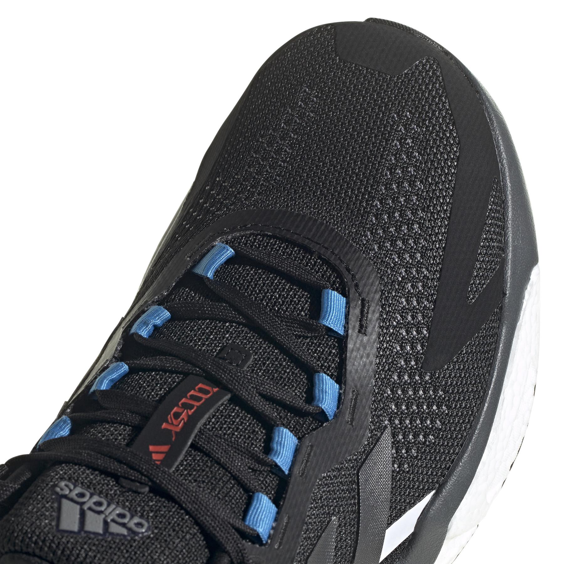 product/a/d/adidas_hp2121_8_footwear_photography_detail_view_1_white_000.jpg
