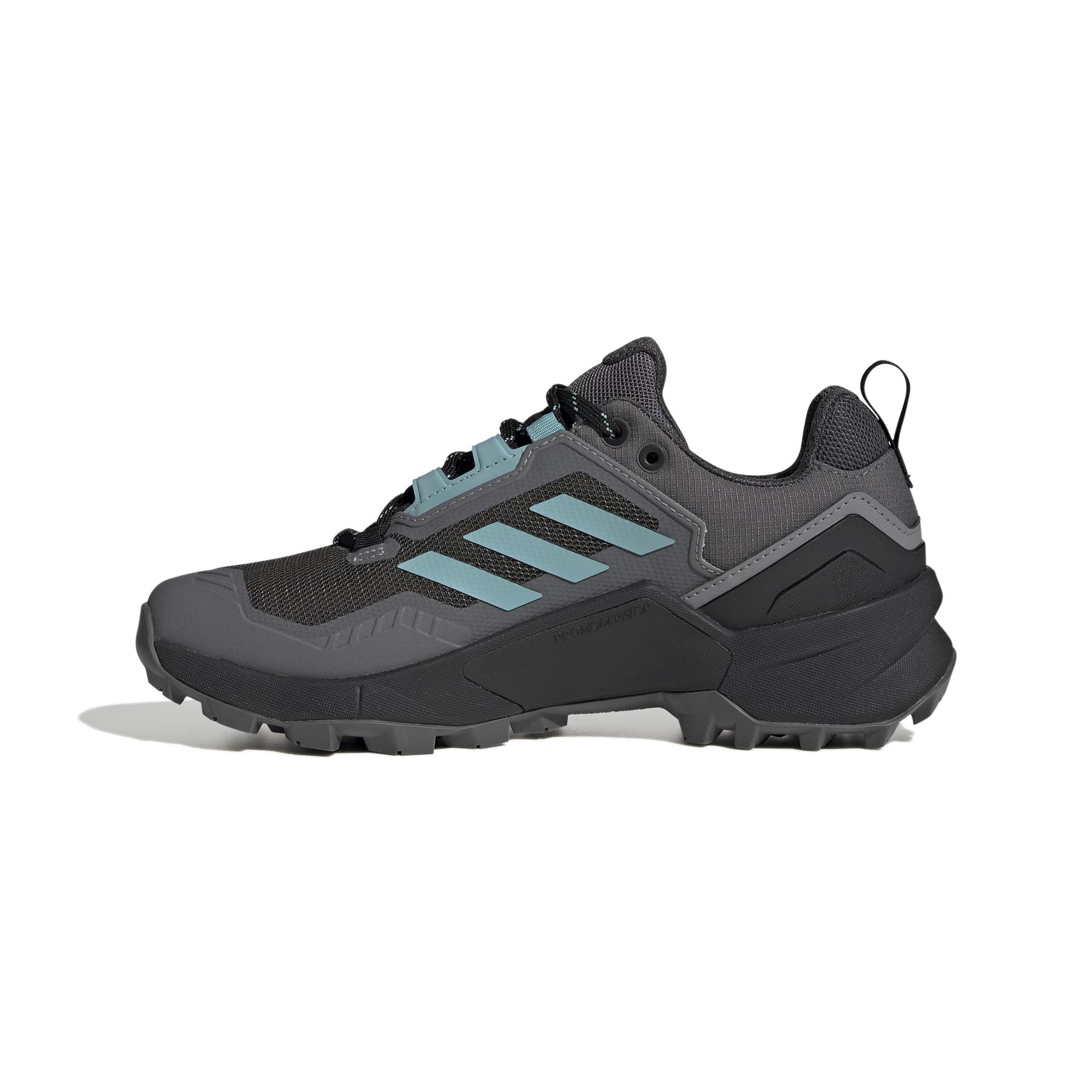 product/a/d/adidas_hp8716_5_footwear_photography_side_medial_center_view_white_000.jpg