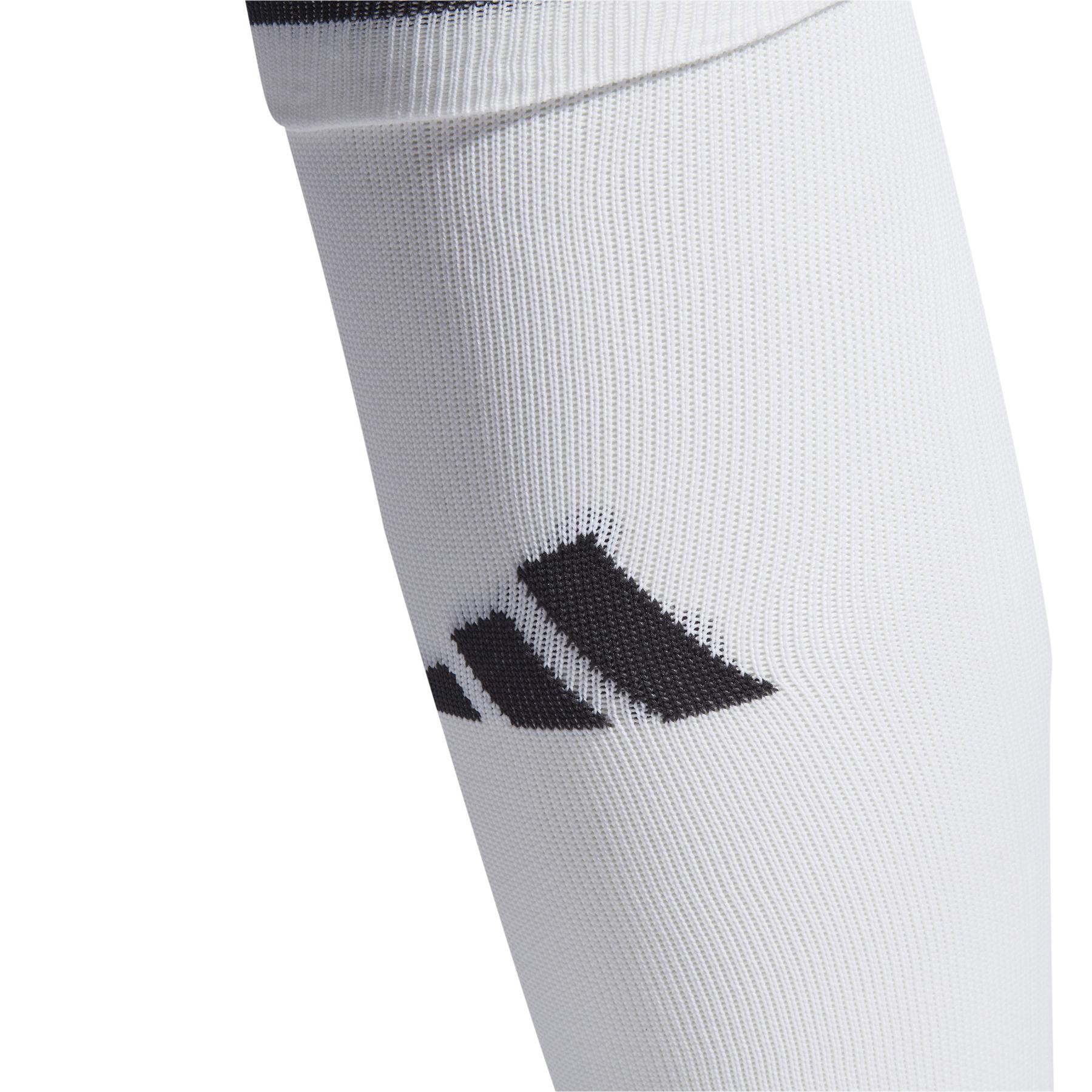 product/a/d/adidas_ht6541_2_hardware_photography_detail_view_1_white.jpg