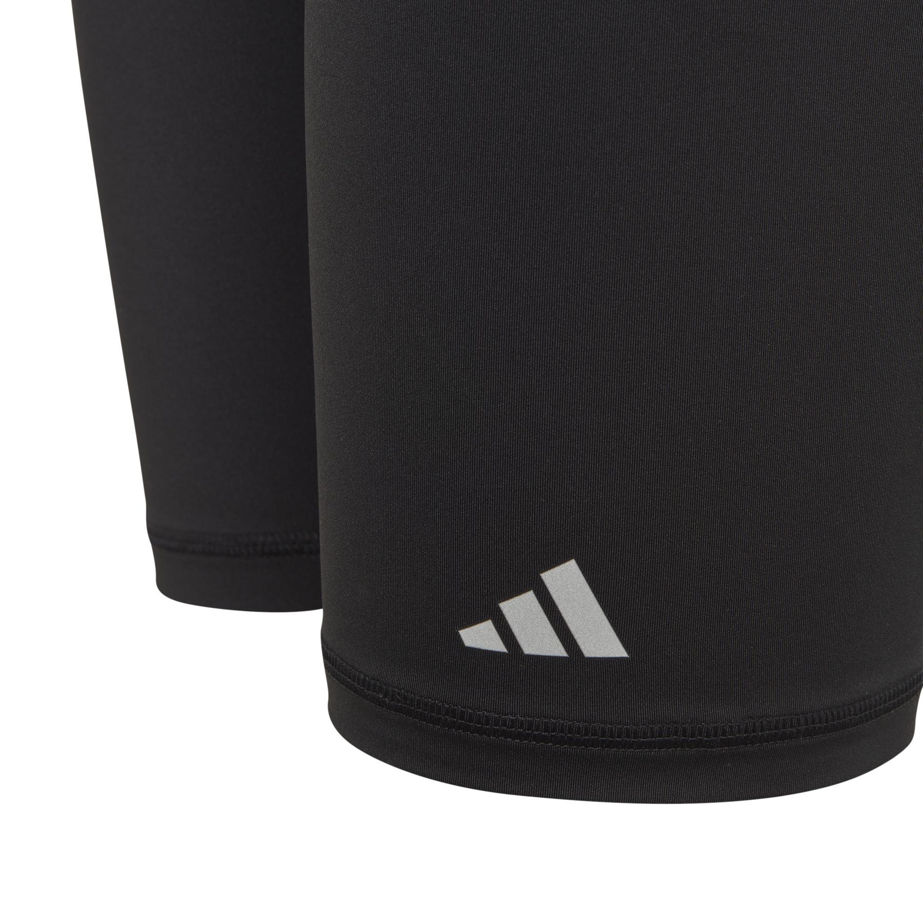 product/a/d/adidas_ia1212_5_apparel_photography_detail_view_2_white.jpg