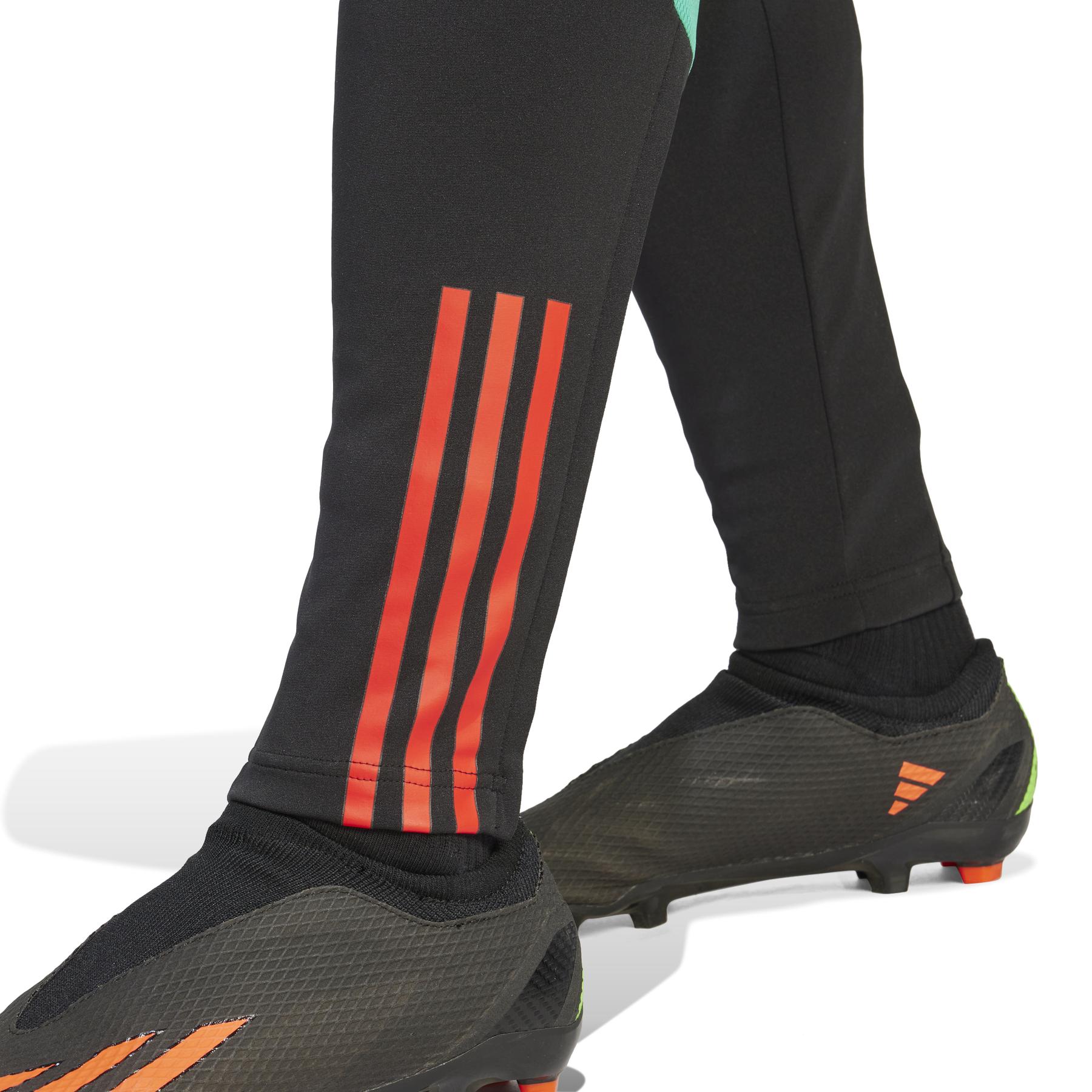 product/a/d/adidas_ia8481_9_apparel_on_model_detail_view_2_white.jpg