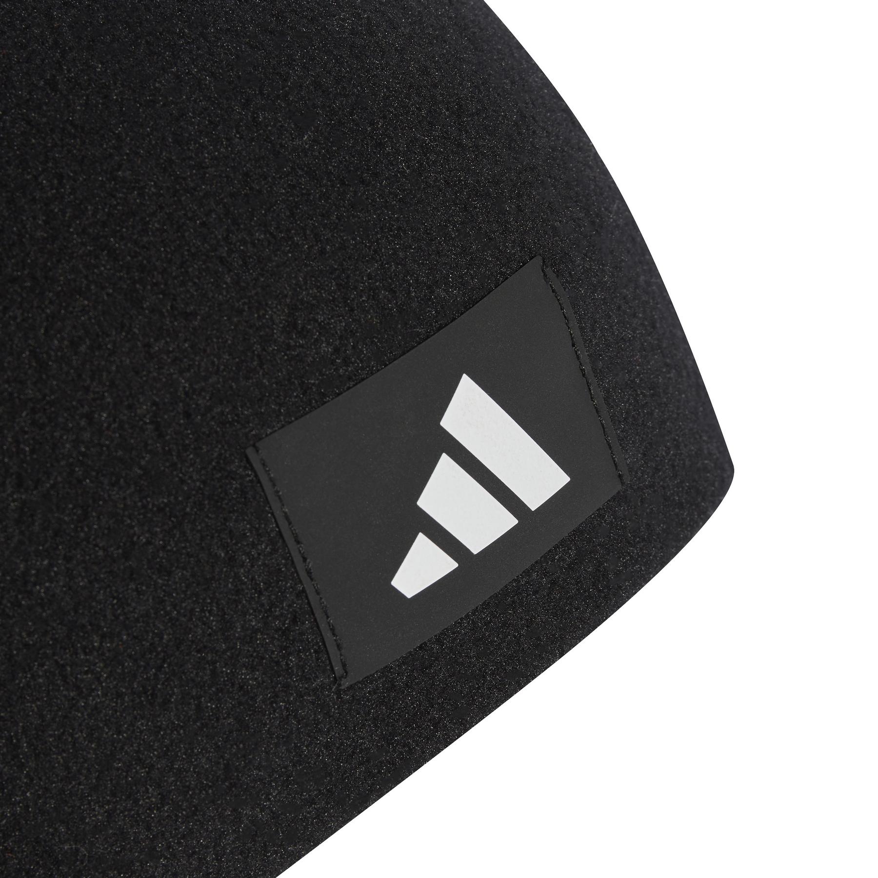 product/a/d/adidas_ib2660_3_hardware_photography_detail_view_1_white.jpg