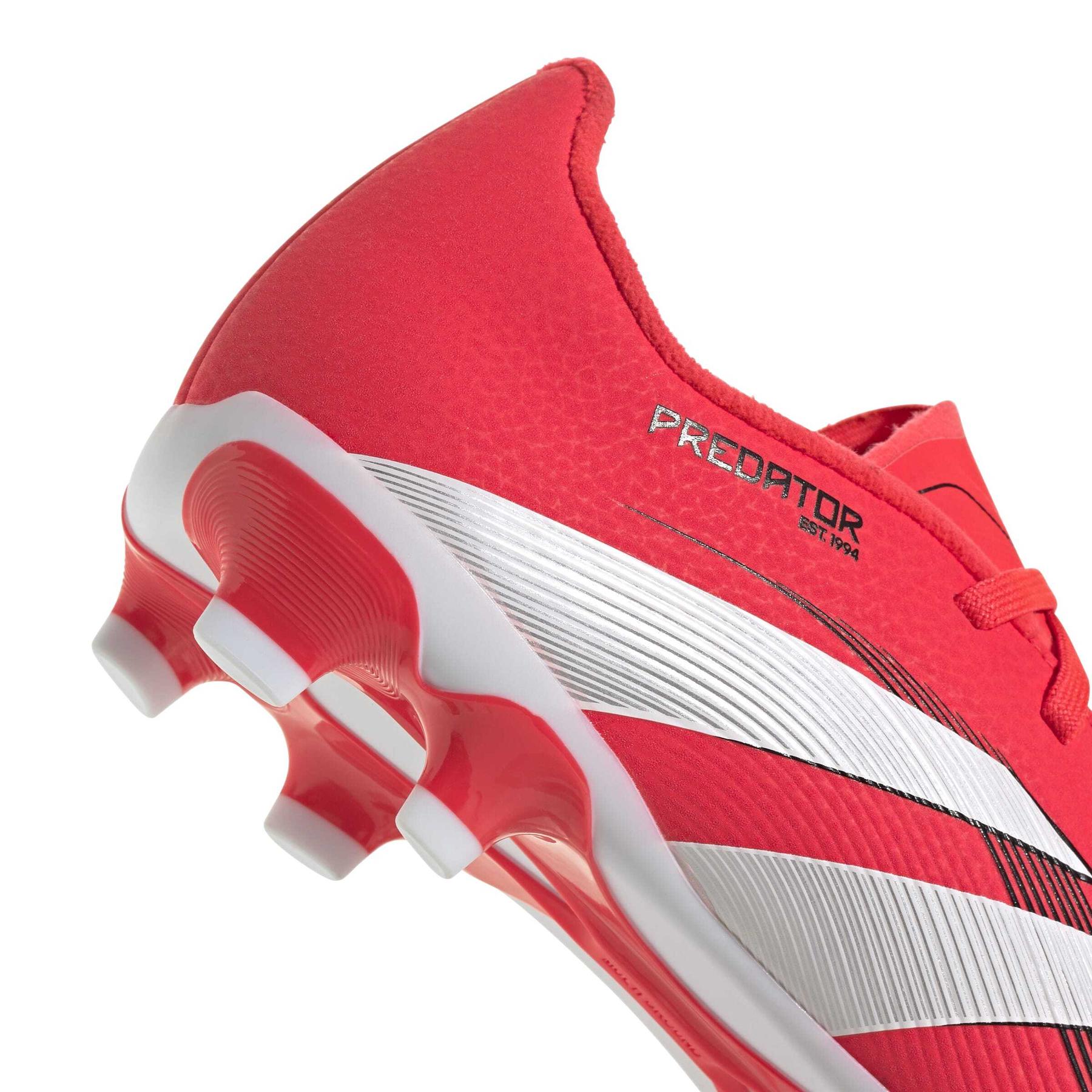 product/a/d/adidas_id3795_7_footwear_photography_detail_view_1_white-nw091625.jpg