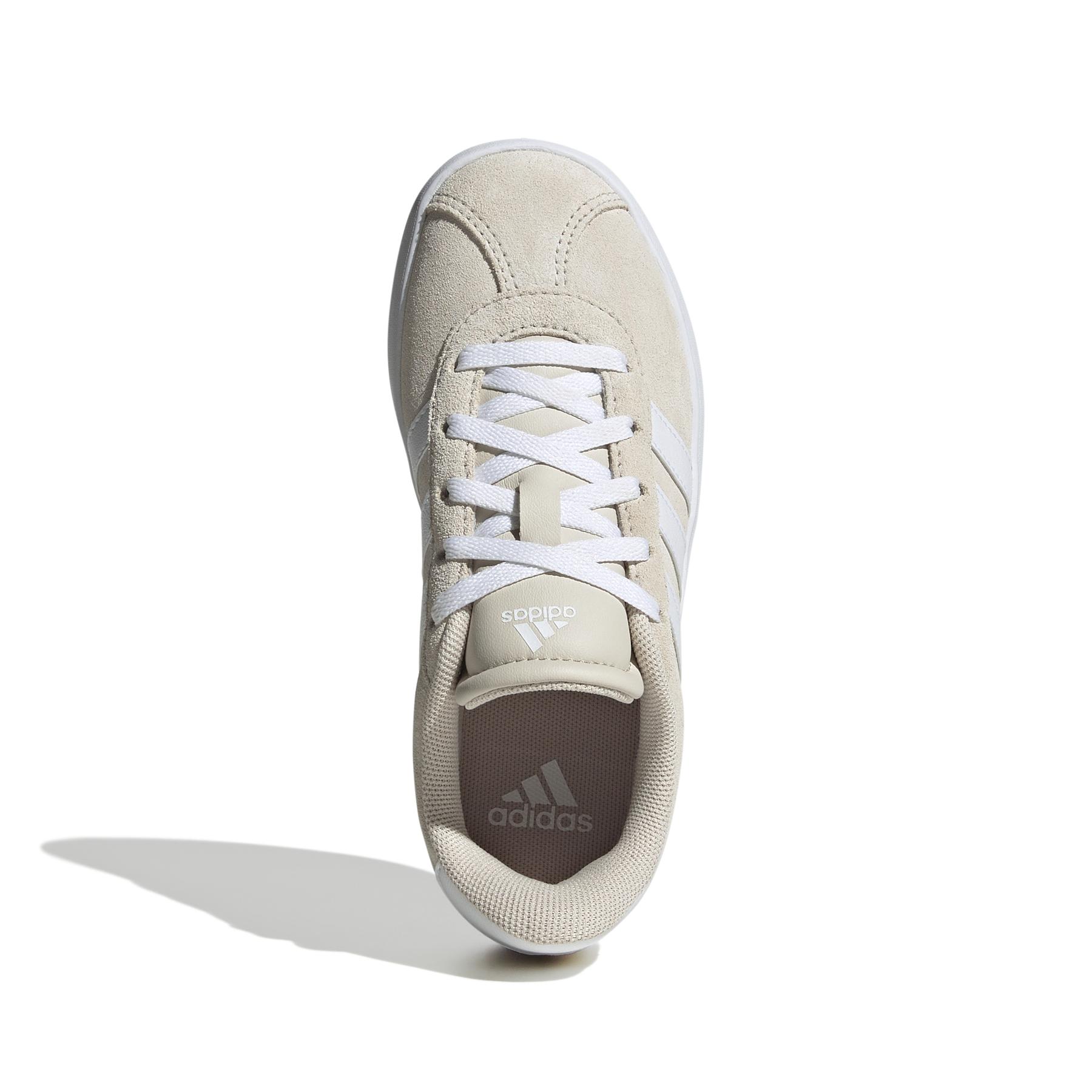 product/a/d/adidas_id6312_3_footwear_photography_top_portrait_view_white.jpg