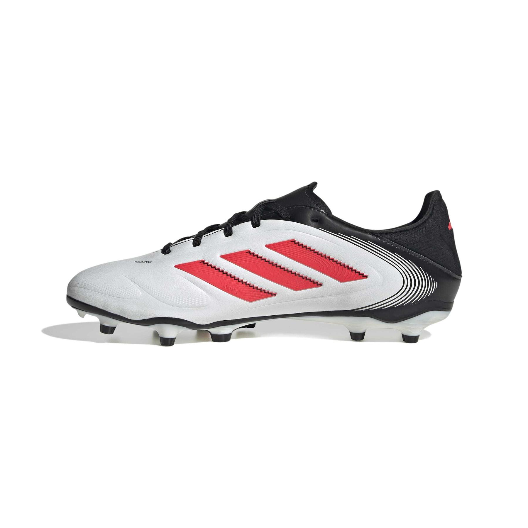 product/a/d/adidas_id9049_4_footwear_photography_side_medial_center_view_white-nw092325.jpg