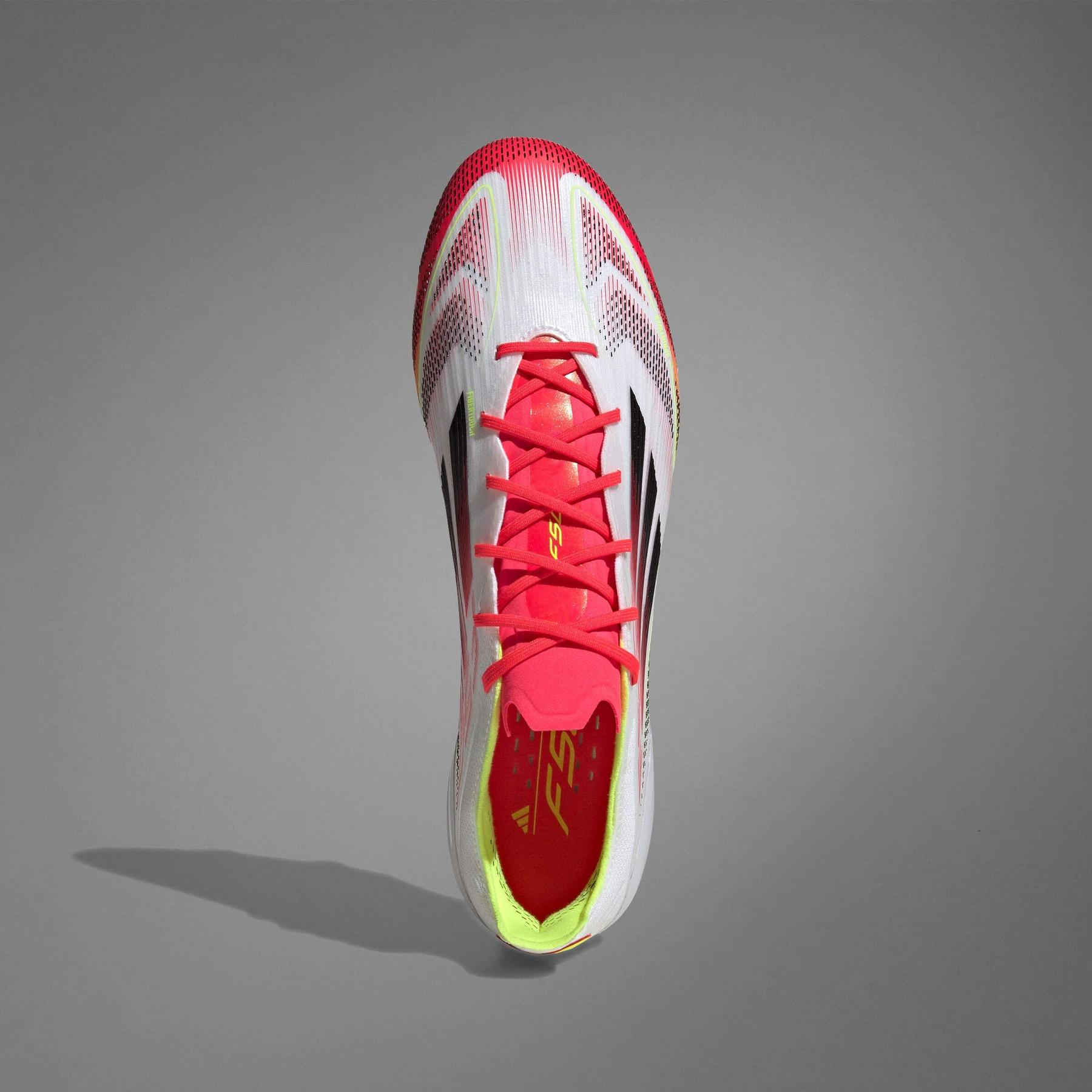 product/a/d/adidas_ie1206_16_footwear_photography_heromrktng_view_4-nw091625.jpg